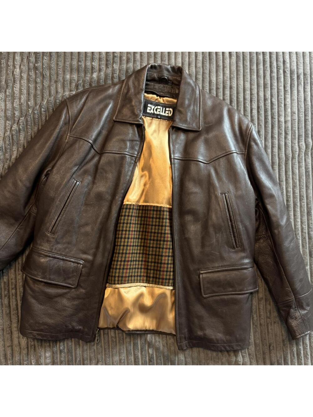 Vintage Brown leather jacket with plaid lining #biker #leatherjacket